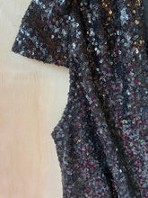 Load image into Gallery viewer, sparkly sequin clothing black