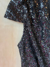 Load image into Gallery viewer, sparkly sequin clothing black
