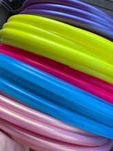 Load image into Gallery viewer, Bubblegum Polypro Hula Hoop
